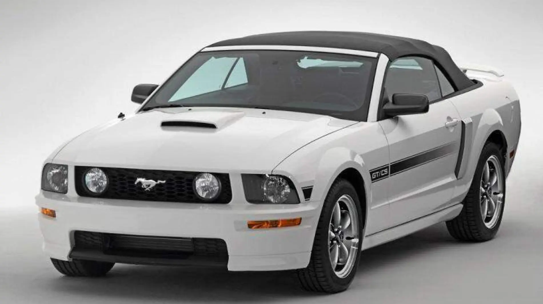 Mustang 2005